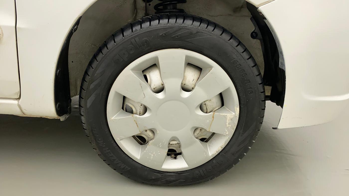 2011 Maruti Zen Estilo LXI, Petrol, Manual, 43,884 km, Right Front Wheel