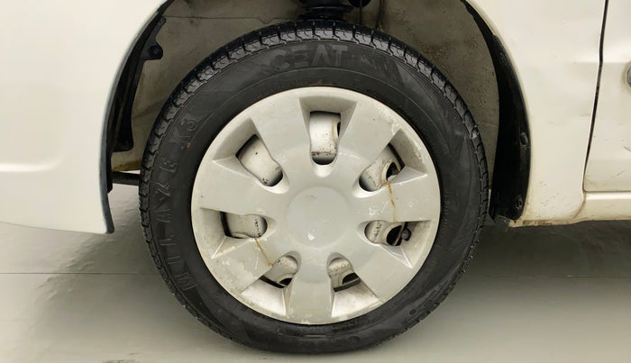 2011 Maruti Zen Estilo LXI, Petrol, Manual, 43,884 km, Left Front Wheel