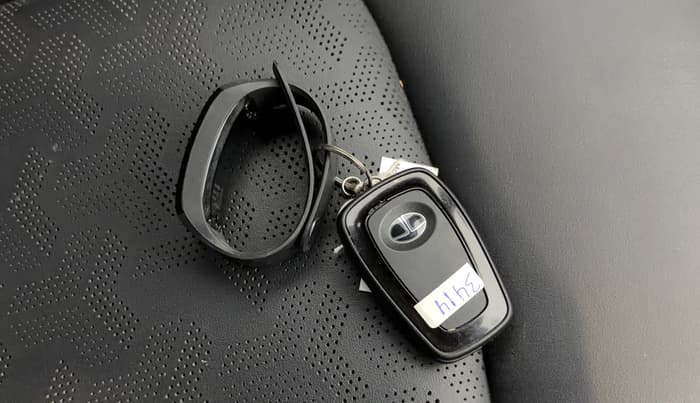 2021 Tata NEXON XZA PLUS (O) PETROL DARK EDITION, Petrol, Automatic, 49,910 km, Key Close Up