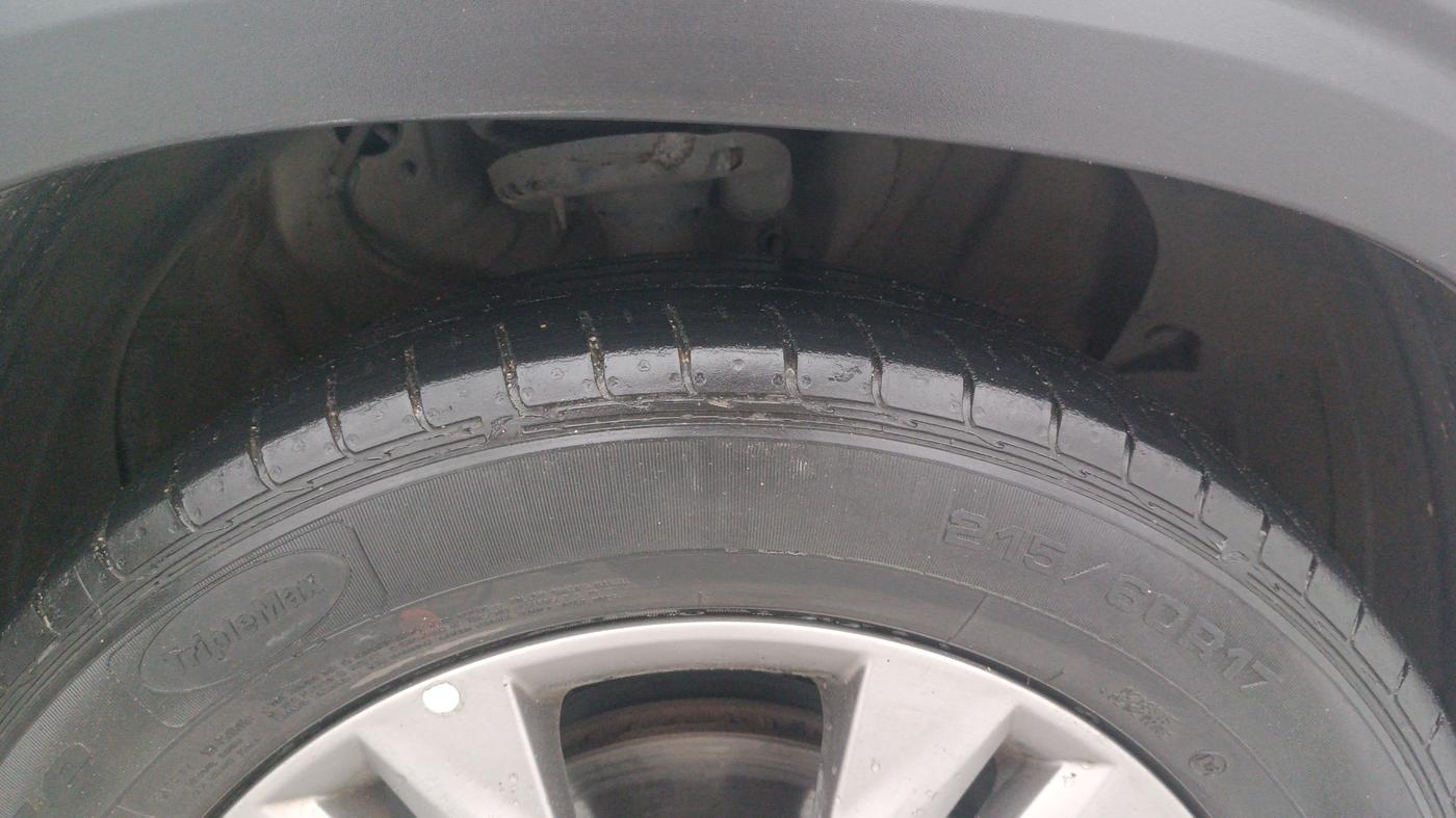 2020 KIA SELTOS HTX IVT 1.5 PETROL, Petrol, Automatic, 63,611 km, Right Front Tyre Tread