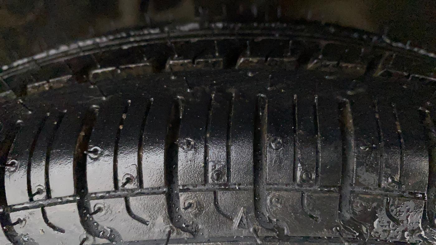 2013 Maruti Alto 800 LXI CNG, CNG, Manual, 35,319 km, Right Front Tyre Tread