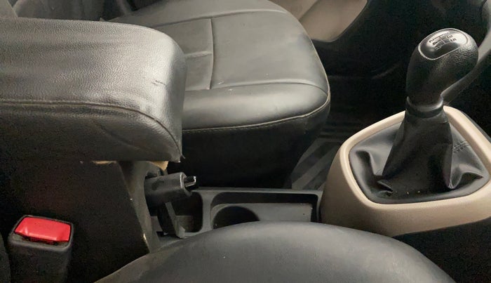 2018 Hyundai Grand i10 MAGNA 1.2 KAPPA VTVT, Petrol, Manual, 29,243 km, Gear Lever