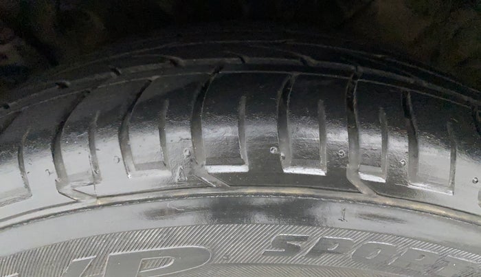 2016 Hyundai Creta SX PLUS AT 1.6 PETROL, Petrol, Automatic, 92,791 km, Left Front Tyre Tread
