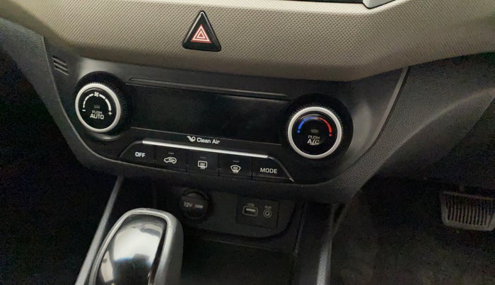 2016 Hyundai Creta SX PLUS AT 1.6 PETROL, Petrol, Automatic, 92,791 km, AC Unit - Directional switch has minor damage