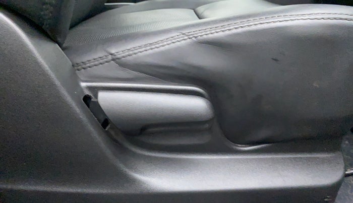 2017 Maruti Swift VXI OPT, Petrol, Manual, 7,264 km, Driver Side Adjustment Panel