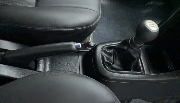 2017 Maruti Swift VXI OPT, Petrol, Manual, 7,264 km, Gear Lever
