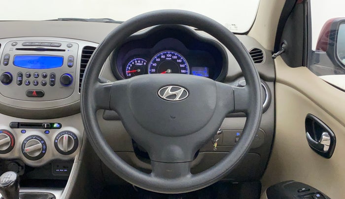 2014 Hyundai i10 SPORTZ 1.1, Petrol, Manual, 63,382 km, Steering Wheel Close Up
