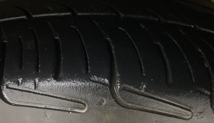 2016 Hyundai Xcent S 1.2, Petrol, Manual, 99,950 km, Left Rear Tyre Tread