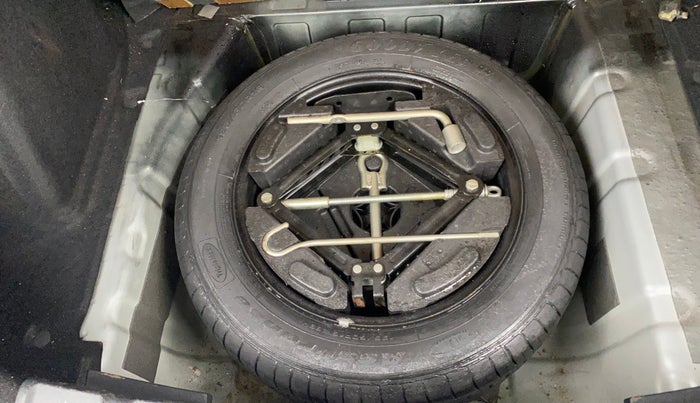 2018 Tata NEXON KRAZ MT PETROL, Petrol, Manual, 57,417 km, Spare Tyre