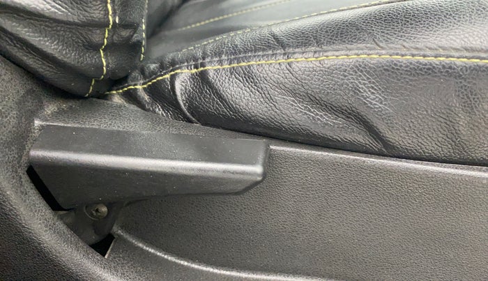 2018 Tata NEXON KRAZ MT PETROL, Petrol, Manual, 57,417 km, Driver Side Adjustment Panel