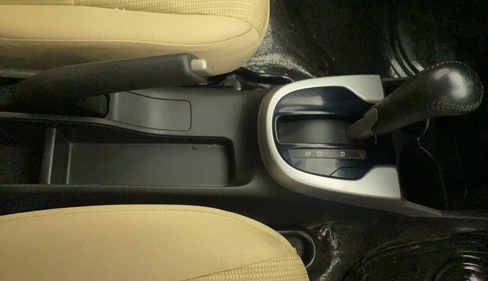 2015 Honda Jazz 1.2L I-VTEC V AT, Petrol, Automatic, 34,294 km, Gear Lever