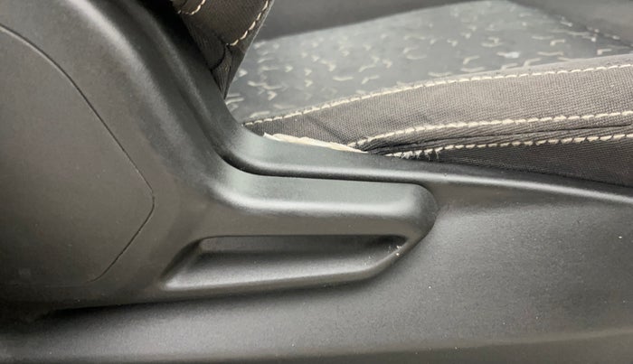 2021 Tata Tiago XTA PETROL, Petrol, Automatic, 39,004 km, Driver Side Adjustment Panel