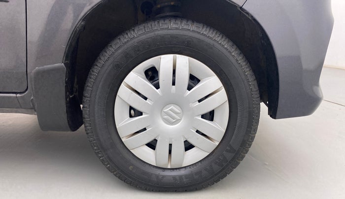 2017 Maruti Alto 800 VXI, Petrol, Manual, 25,760 km, Right Front Wheel