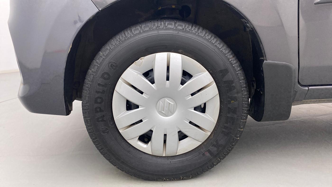 2017 Maruti Alto 800 VXI, Petrol, Manual, 25,760 km, Left Front Wheel