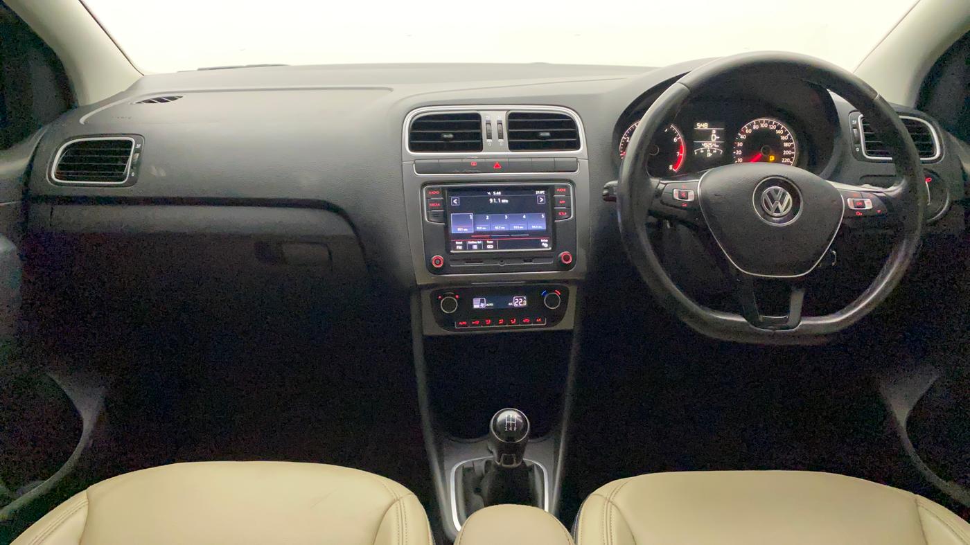 2019 Volkswagen Polo HIGHLINE PLUS 1.0 16 ALLOY, Petrol, Manual, 49,612 km, Dashboard