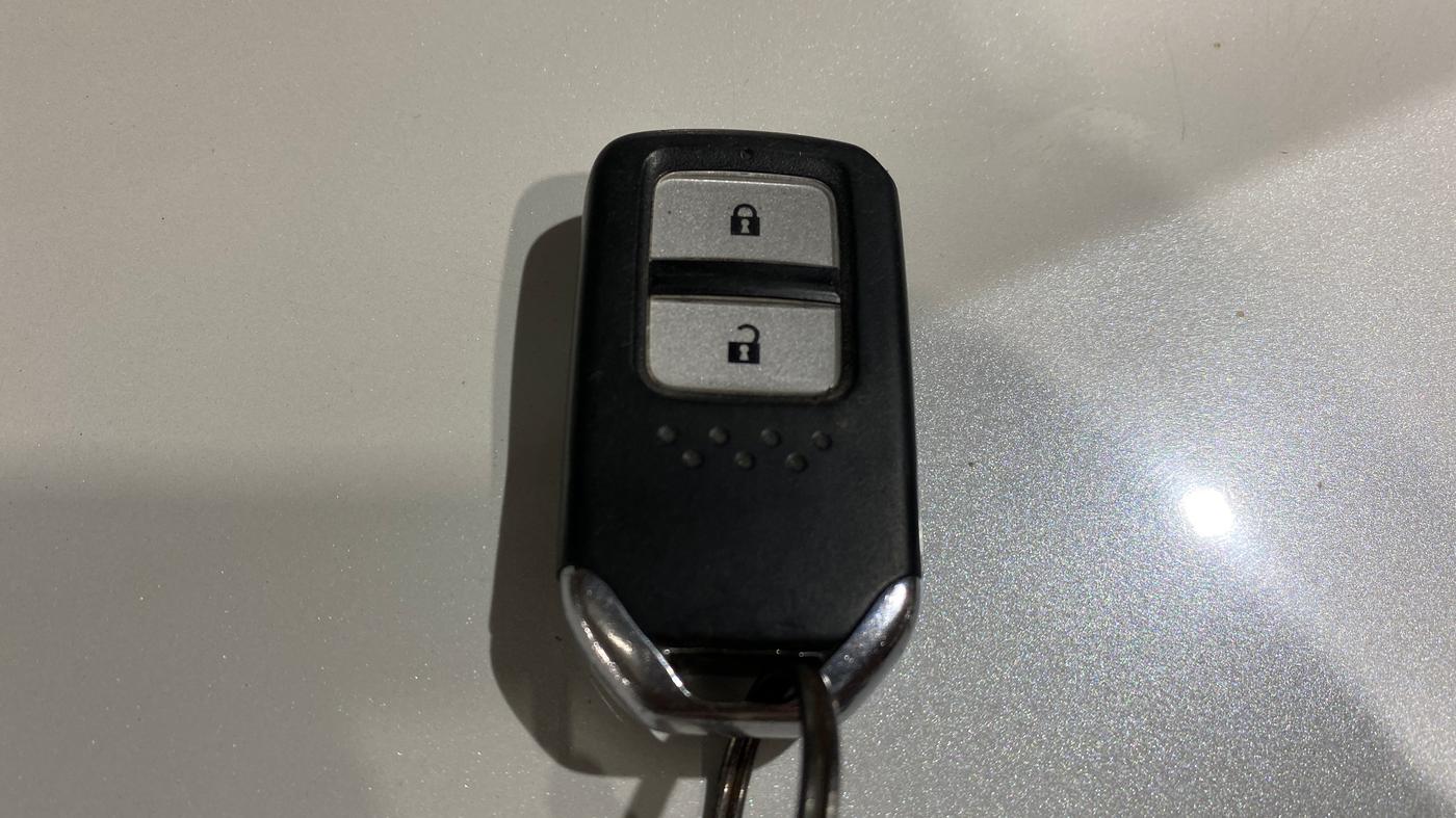 2017 Honda BR-V 1.5L I-VTEC V, Petrol, Manual, 69,885 km, Key Close Up