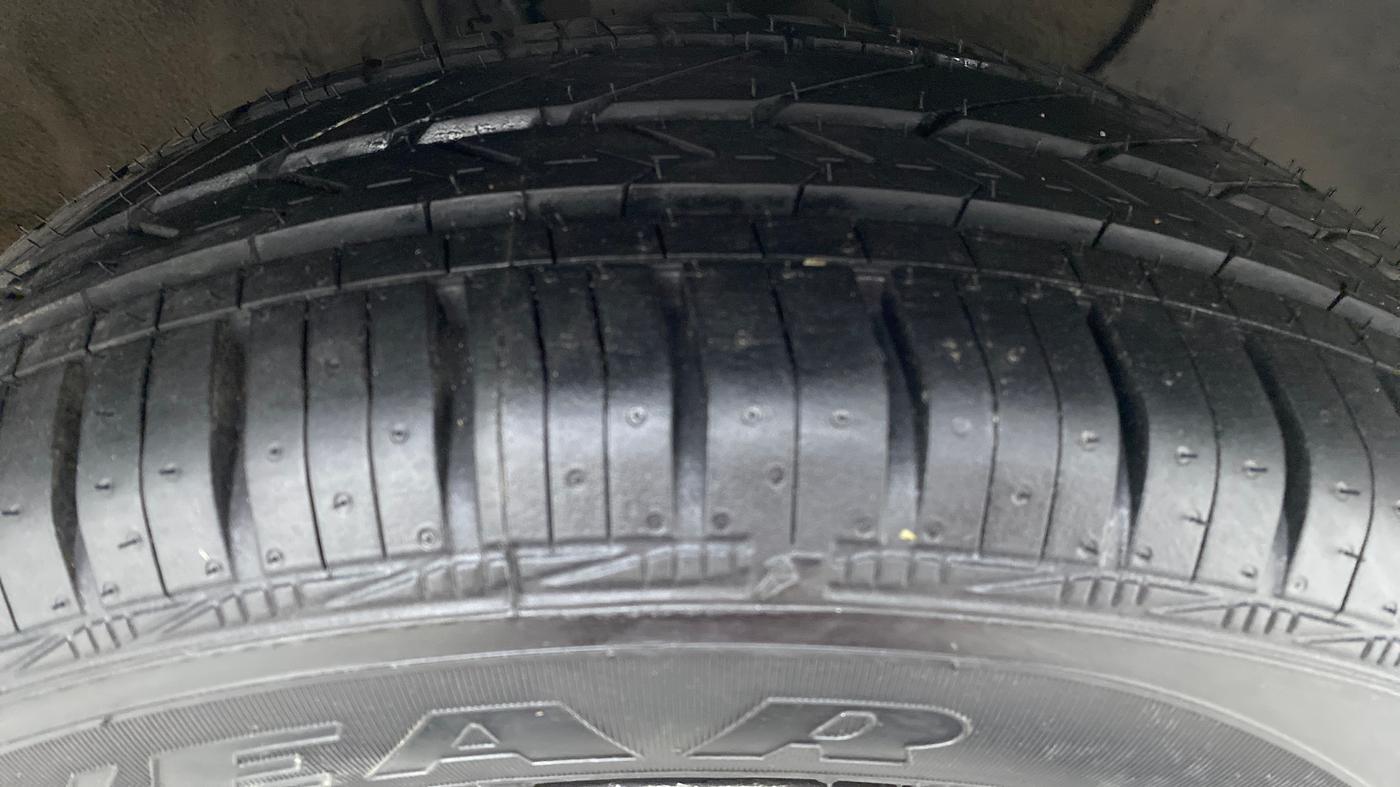 2019 Hyundai Elite i20 1.2 SPORTS PLUS VTVT, Petrol, Manual, 49,767 km, Right Front Tyre Tread