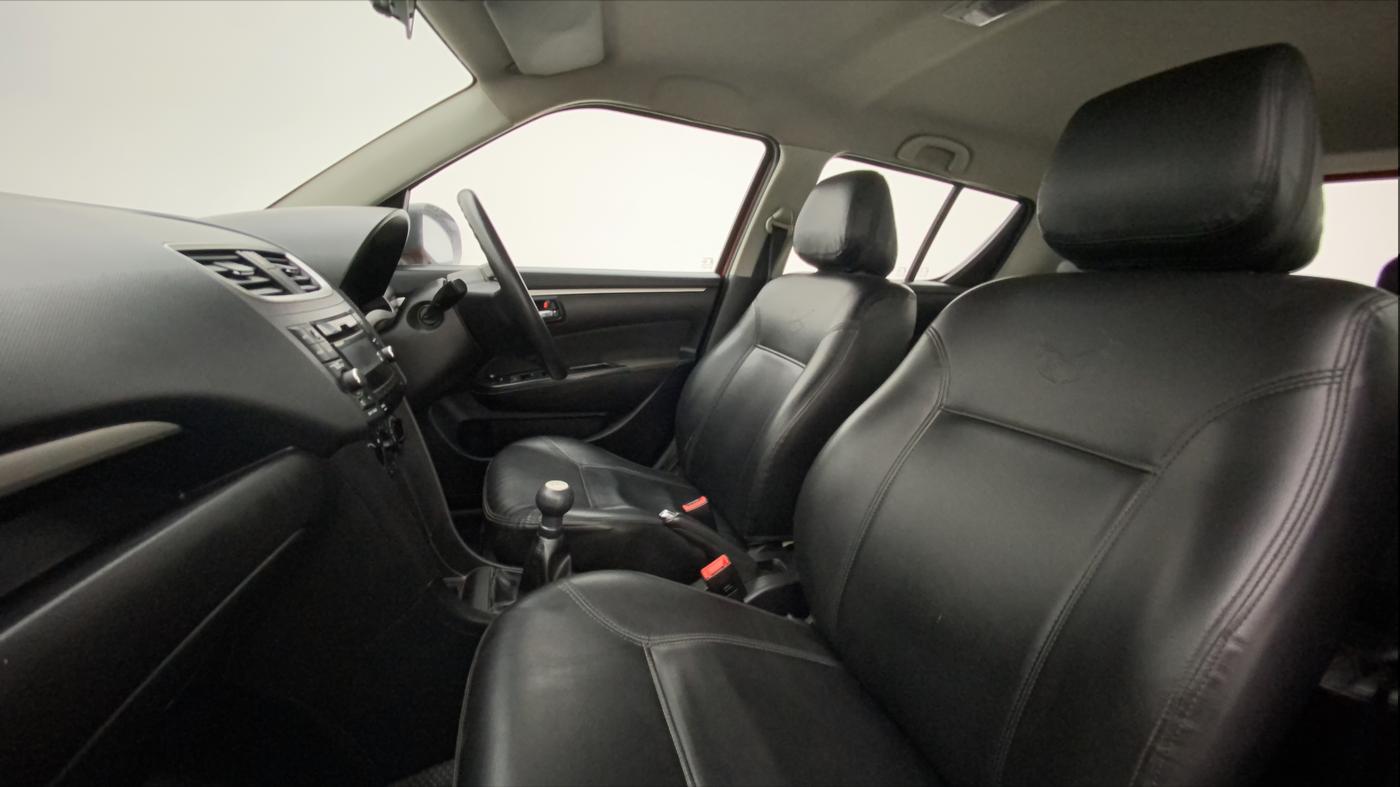 2015 Maruti Swift VXI, Petrol, Manual, 72,542 km, Right Side Front Door Cabin