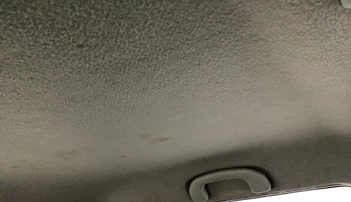 2015 Maruti Swift VXI, Petrol, Manual, 72,542 km, Ceiling - Roof lining minor dirty