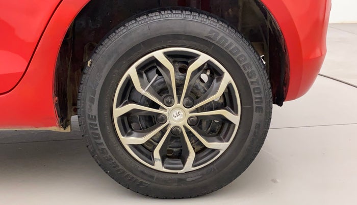 2015 Maruti Swift VXI, Petrol, Manual, 72,542 km, Left Rear Wheel