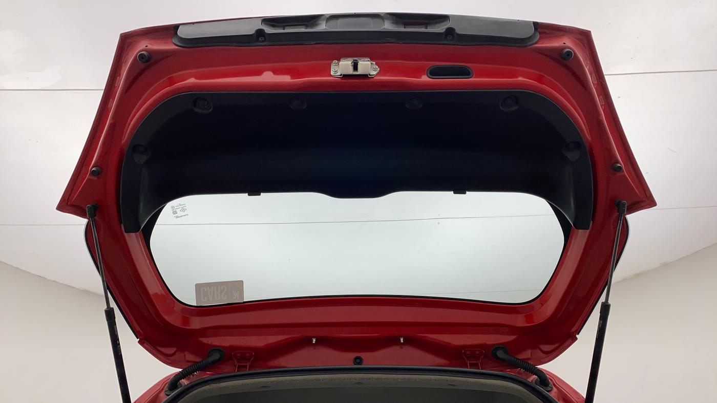 2015 Maruti Swift VXI, Petrol, Manual, 72,542 km, Boot Door Open