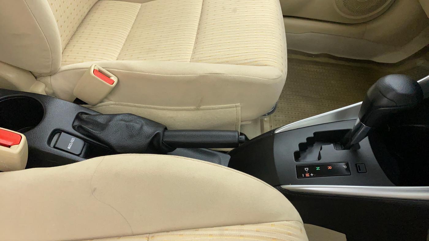 2021 Toyota YARIS J CVT, Petrol, Automatic, 3,590 km, Gear Lever