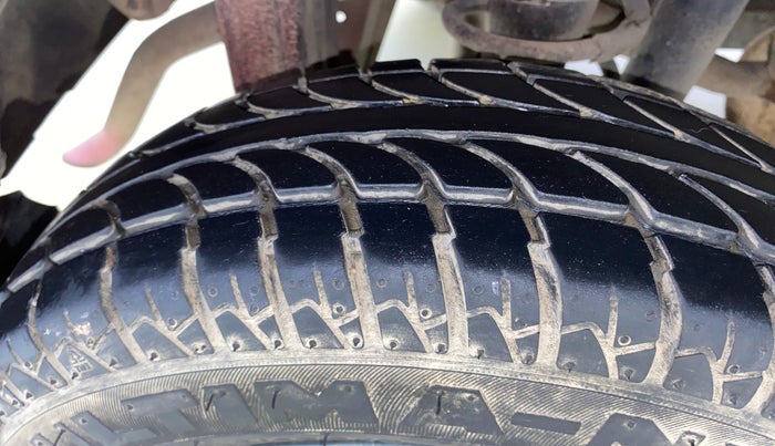 2014 Maruti Alto 800 LXI CNG, CNG, Manual, 94,913 km, Right Rear Tyre Tread