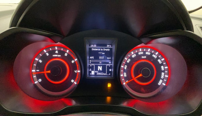 2021 Mahindra XUV300 W8 (O) 1.2 PETROL AMT, CNG, Automatic, 39,619 km, Odometer Image