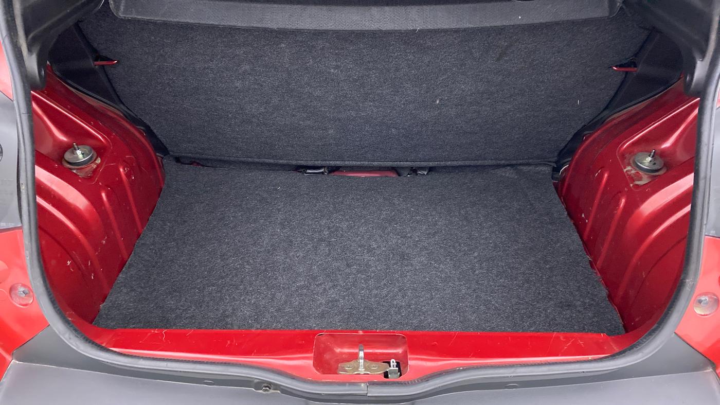2019 Renault Kwid RXT Opt, Petrol, Manual, 40,159 km, Boot Inside