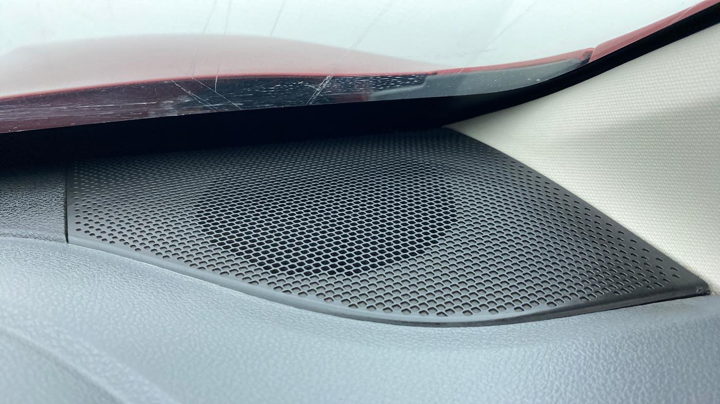 2019 Renault Kwid RXT Opt, Petrol, Manual, 40,159 km, Speaker