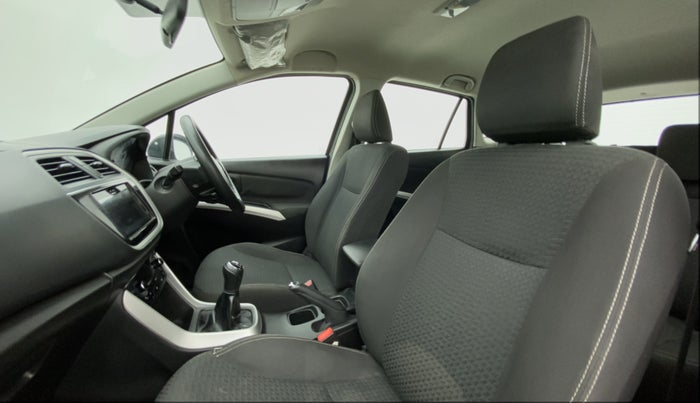 2017 Maruti S Cross ZETA 1.3, Diesel, Manual, 66,918 km, Right Side Front Door Cabin