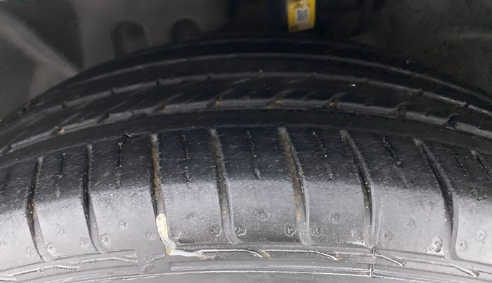 2014 Ford Ecosport 1.5TITANIUM TDCI, Diesel, Manual, 74,864 km, Left Front Tyre Tread
