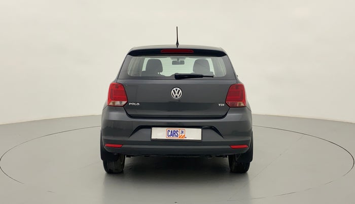 2015 Volkswagen Polo HIGHLINE1.5L DIESEL, Diesel, Manual, 1,41,390 km, Back/Rear