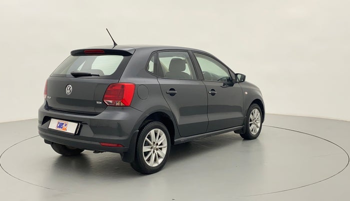2015 Volkswagen Polo HIGHLINE1.5L DIESEL, Diesel, Manual, 1,41,390 km, Right Back Diagonal