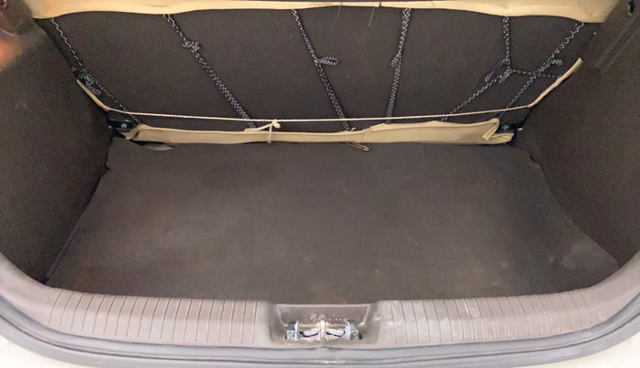 2011 Hyundai i20 MAGNA O 1.2, Petrol, Manual, 12,141 km, Boot Inside