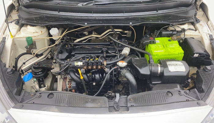 2014 Hyundai i20 SPORTZ 1.2, CNG, Manual, 46,253 km, Engine View