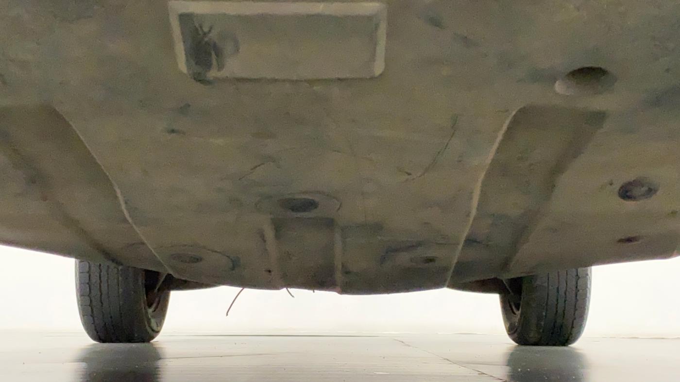 2014 Mahindra XUV500 W6, Diesel, Manual, 1,07,080 km, Front Underbody