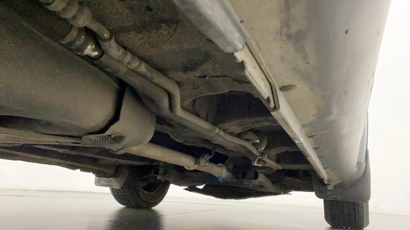 2014 Mahindra XUV500 W6, Diesel, Manual, 1,07,080 km, Right Side Underbody