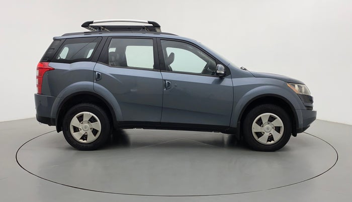 2014 Mahindra XUV500 W6, Diesel, Manual, 1,07,080 km, Right Side