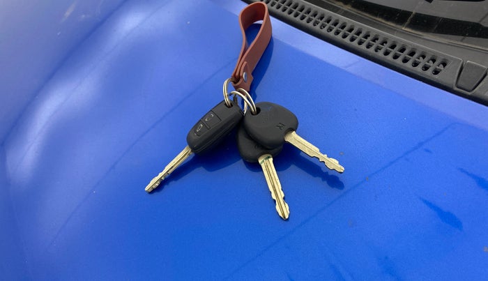 2017 Hyundai Grand i10 SPORTZ 1.2 KAPPA VTVT, Petrol, Manual, 61,011 km, Key Close Up