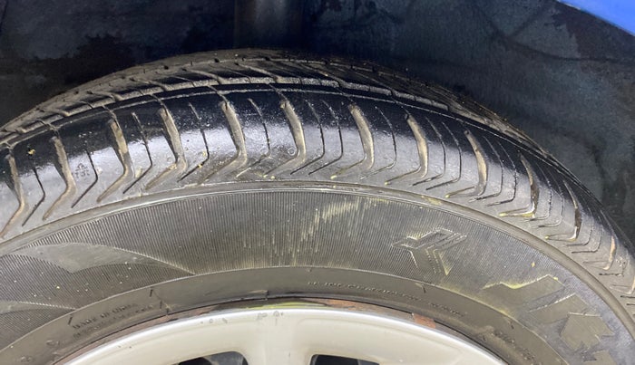 2017 Hyundai Grand i10 SPORTZ 1.2 KAPPA VTVT, Petrol, Manual, 61,011 km, Right Rear Tyre Tread