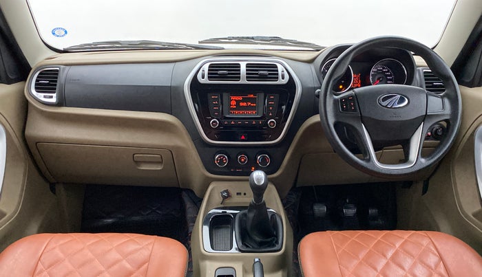 2016 Mahindra TUV300 T8, Diesel, Manual, 43,880 km, Dashboard