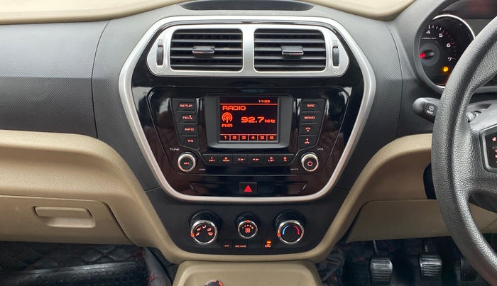 2016 Mahindra TUV300 T8, Diesel, Manual, 43,880 km, Air Conditioner