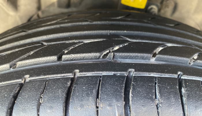 2015 Ford Ecosport TREND+ 1.0L ECOBOOST, Petrol, Manual, 70,452 km, Left Front Tyre Tread