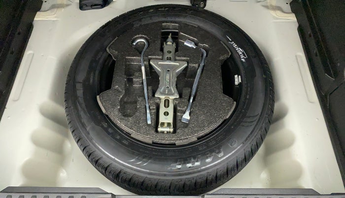 2022 Toyota URBAN CRUISER HIGH GRADE MT, Petrol, Manual, 5,069 km, Spare Tyre