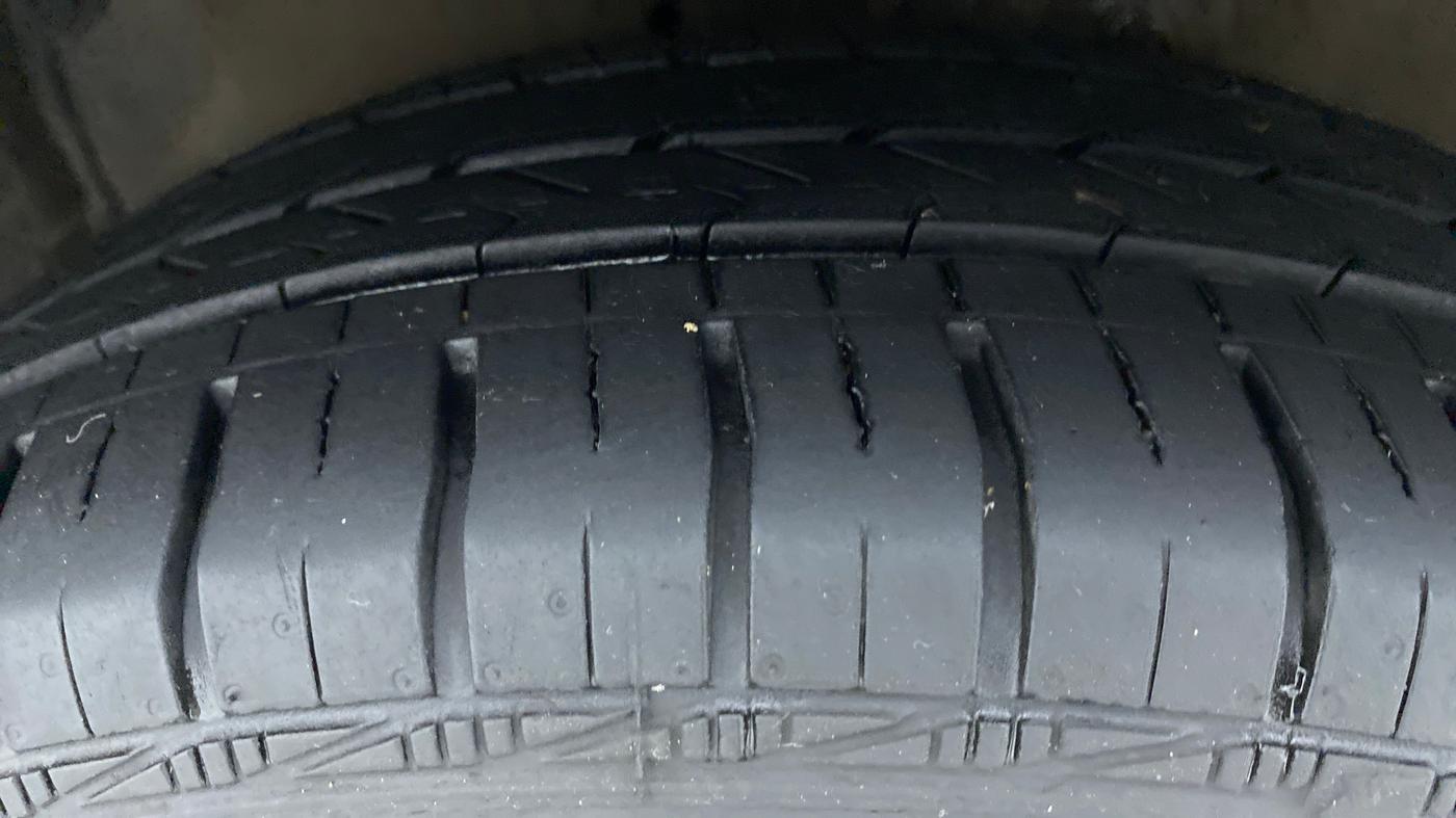 2019 Maruti Celerio ZXI AMT (O), Petrol, Automatic, 75,416 km, Left Front Tyre Tread