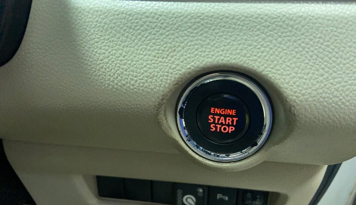 2018 Maruti Dzire ZXI AMT, CNG, Automatic, 91,479 km, Keyless Start/ Stop Button