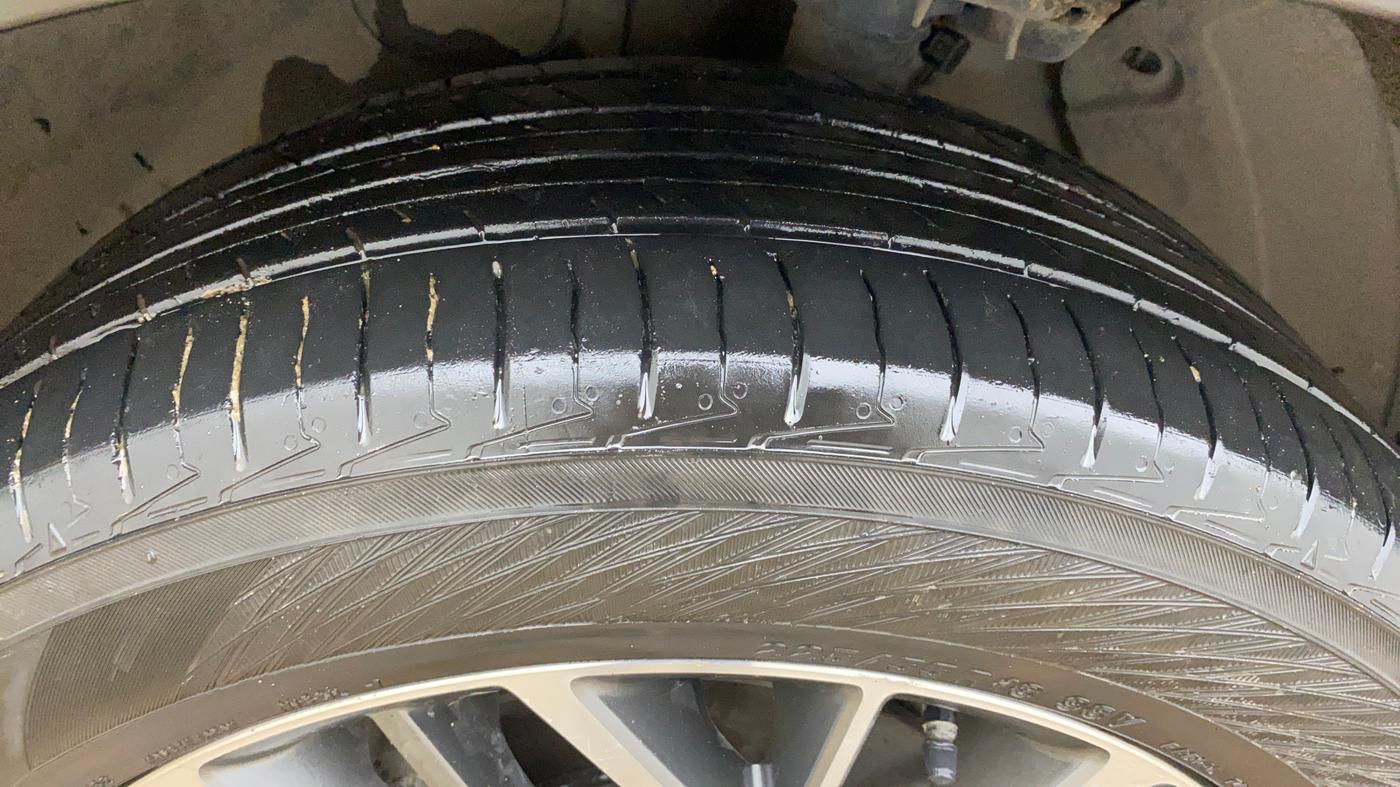 2021 Hyundai Tucson GLS 2WD AT PETROL, Petrol, Automatic, 83,851 km, Left Front Tyre Tread