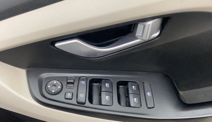 2023 Hyundai Creta SX IVT 1.5 PETROL, Petrol, Automatic, 18,526 km, Driver Side Door Panels Control