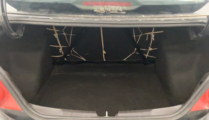 2016 Tata Zest XMS PETROL, Petrol, Manual, 61,659 km, Boot Inside